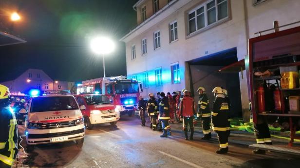 Mann stirbt bei Wohnhausbrand im Bezirk Wiener Neustadt