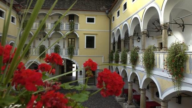 Baden: Hotel Schloss Weikersdorf wird geschlossen