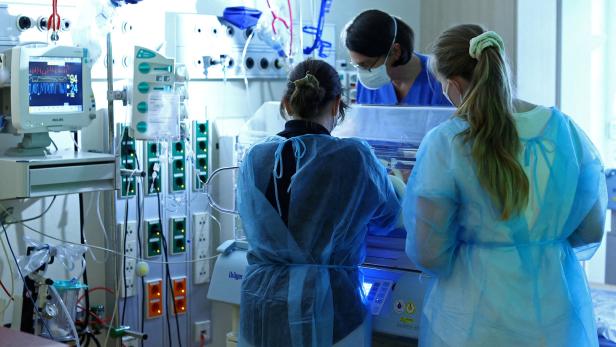Omikron-Variante laut neuer Studie tödlicher als Grippe
