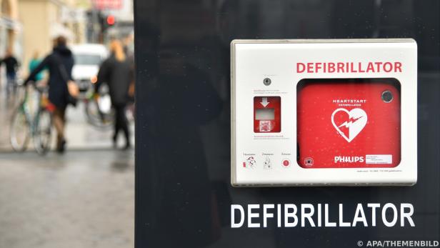Defibrillator gegen lebensbedrohliche Herzrhythmusstörungen