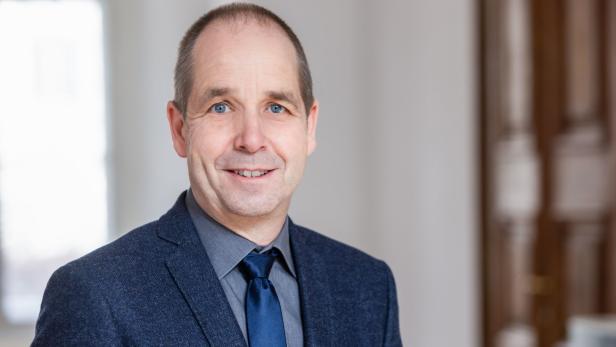 Fix: Holger Bonin wird neuer IHS-Chef