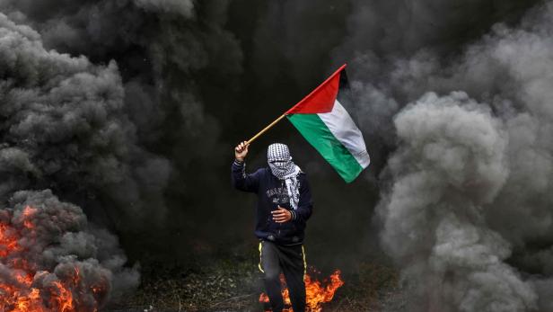 TOPSHOT-PALESTINIAN-ISRAEL-CONFLICT-GAZA