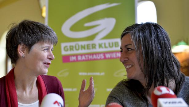Die neue Grüne Bezirksvorsteherin Silvia Nossek und Vizebürgermeisterin Maria Vassilakou.