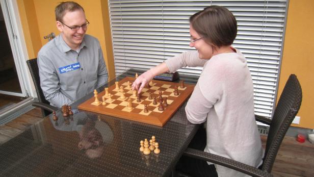 Schach dem König! Die besten Schachspieler Österreichs teilen Brett und Bett