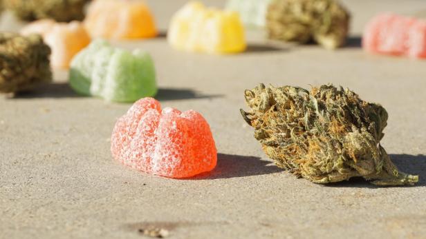 Drogenbande versetzte Gummibären und Kekse mit THC