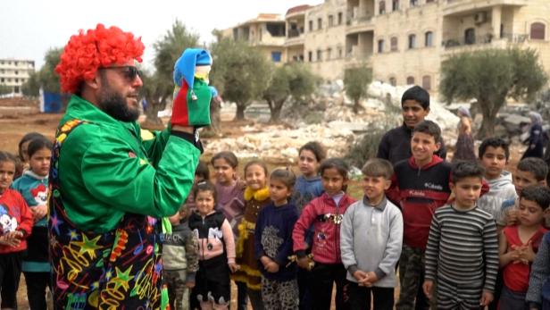 Firas begeistert Kinder in Nordsyrien