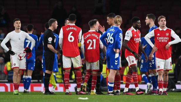 England: Arsenal nach 4:0 gegen Everton fünf Zähler vor Man City