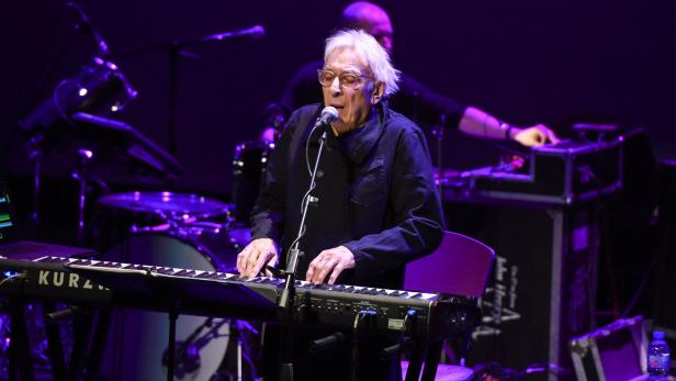 John Cale live in Wien: Zuerst enttäuschend, dann faszinierend