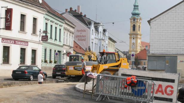 Der neue Kreisverkehr nimmt langsam Gestalt an