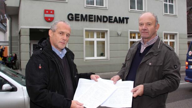 Fordern Richtigstellung: Geschäftsführender Gemeinderat Johann Wurzenberger und Altbürgermeister Engelbert Wieser