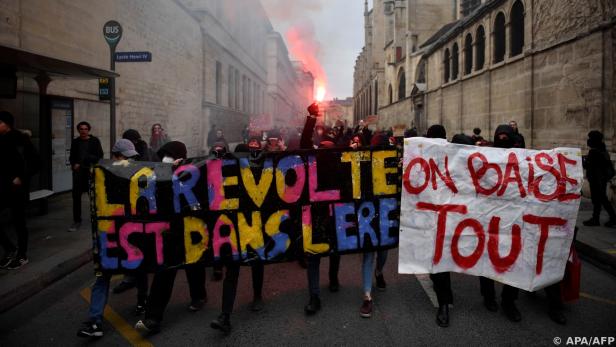 Erneut wird gegen die Pensionsreform in Frankreich protestiert