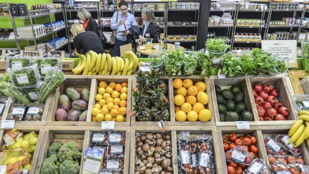 Vom Apfel bis zum fixfertigen Menü: Die Lebensmittelindustrie zeigt in Köln, was sie in den Markt pressen will.