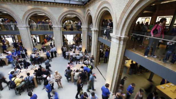 Der Apple Store Covent Garden ist einer der größten der Welt. London: Motorrad-Gang auf iPad-Raubzug