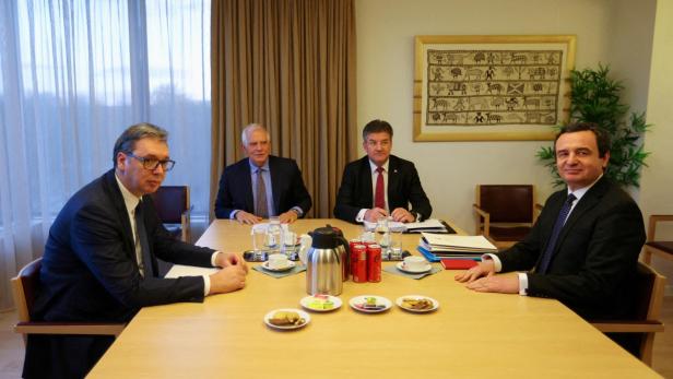 FILE PHOTO: Serbian President Vucic, Kosovar PM Kurti and EU foreign policy chief Borrell attend talks in Brussels