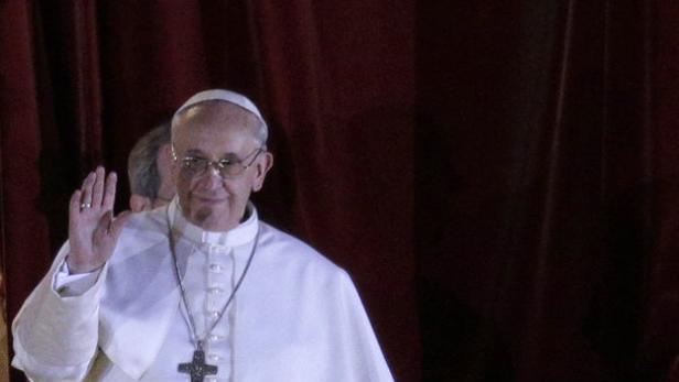 "Buona sera": Zwischenbilanz zu zehn Jahren Papst Franziskus