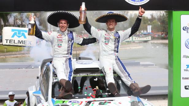 Sebastien Ogier (li.) und sein Co-Pilot Julien Ingrassia triumphierten in Mexiko.