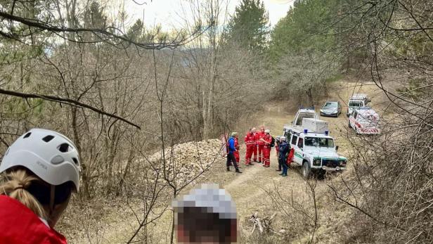 Von Stein am Kopf getroffen: Mann wurde von Hoher Wand gerettet