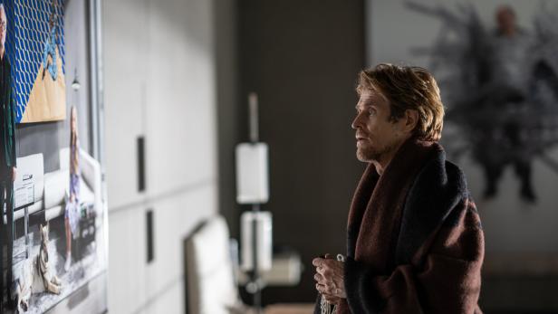 Willem Dafoe als Kunstdieb, der zwischen teuren Kunstwerken ums Überleben kämpft: „Inside“