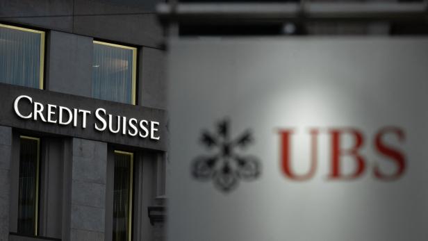 UBS kauft Credit Suisse: Zwangsehe der Schweizer Großbanken soll Finanzkrise verhindern