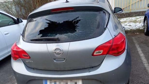Reihenweise Autos demoliert: Polizei in St. Pölten schnappt Vandalen