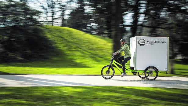 Waren bis zu 200 Kilo können mit dem Lastenfahrrad umweltfreundlich transportiert werden.