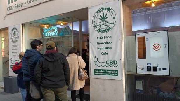 Letzter Ansturm auf Hanf-Shops nach Verbot von HHC-Cannabis