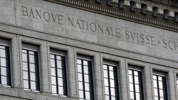 Schweizer Notenbank hebt Leitzins trotz Bankenkrise weiter an