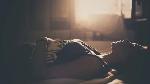 Jugendliche in Krisen: Wie das Schlafhormon Melatonin helfen könnte