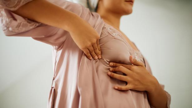 Multiprofessionelle Teams: Wenn Frauen einen Knoten in der Brust ertasten, sind sie in einem spezialisierten Brustzentrum am besten aufgehoben.