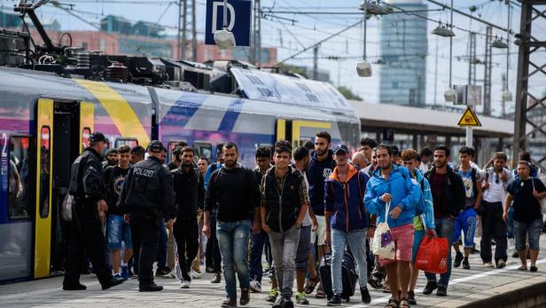Täglich kommen Hunderte Flüchtlinge am Bahnhof in Passau an.