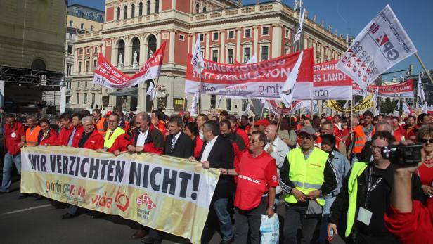 Metaller: Gewerkschaft steht Streik bei Fuß