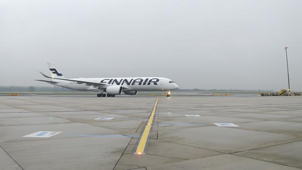 Der Airbus A350 bei seiner Ankunft in Wien-Schwechat.