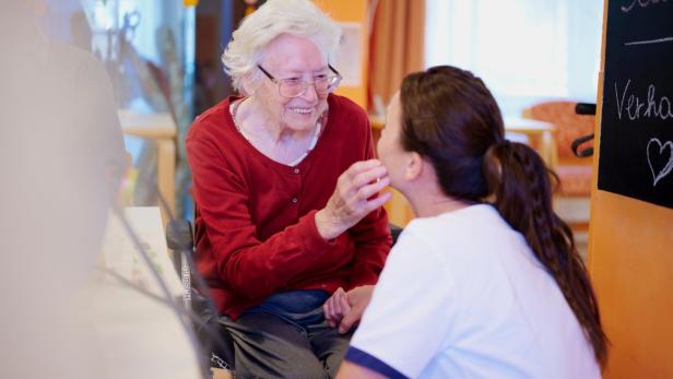 Zahl der Pflegeschulen wird fast verdoppelt