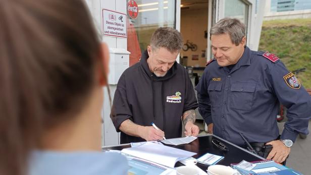 Wiener Grätzelpolizist: "Man wird immer mehr zum Seelsorger"