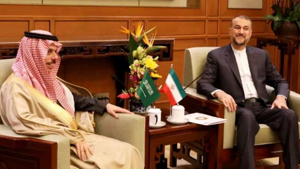 Nach Annäherung: Erstes Außenminister-Treffen zwischen Saudi-Arabien und Iran