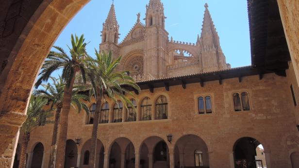 Palma de Mallorca: Vom Bollwerk zum Ballermann