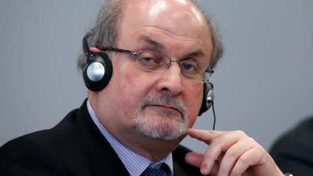 Messerattacke auf Konferenz: Salman Rushdie kritisiert Veranstalter