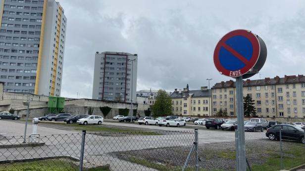 In St. Pölten steht ein riesiger Parkplatz zum Verkauf