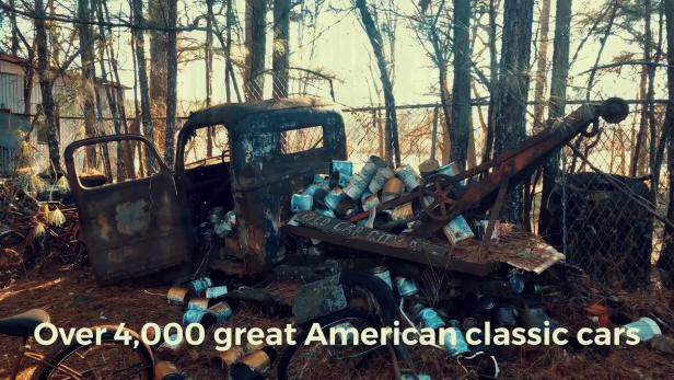 So surreal schön ist der größte Autofriedhof der Welt