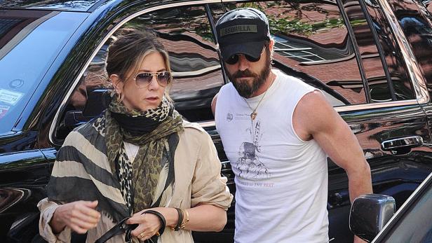 Aniston & Theroux: Seine Ex-Freundin macht Ärger