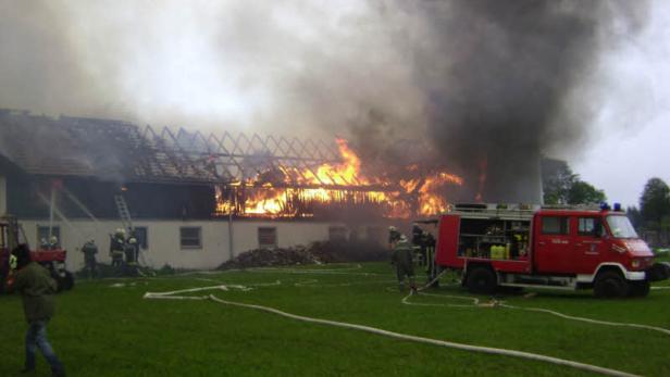 Großfeuer zerstörte Bauernhof