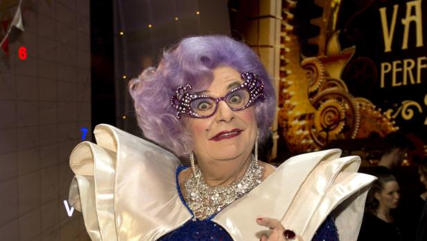 "Dame Edna"-Komiker Barry Humphries im Alter von 89 Jahren gestorben