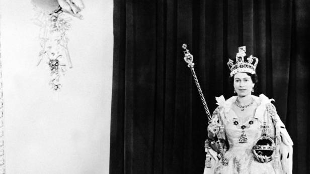 Rückblick ins Jahr 1953: So lief die Krönung der Queen