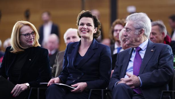 SPÖ-Vorsitz: Ex-Bundespräsident Fischer stellt sich offen hinter Rendi