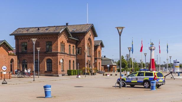Am Schauplatz: Der Bahnhof dient im Film als Polizeistation.