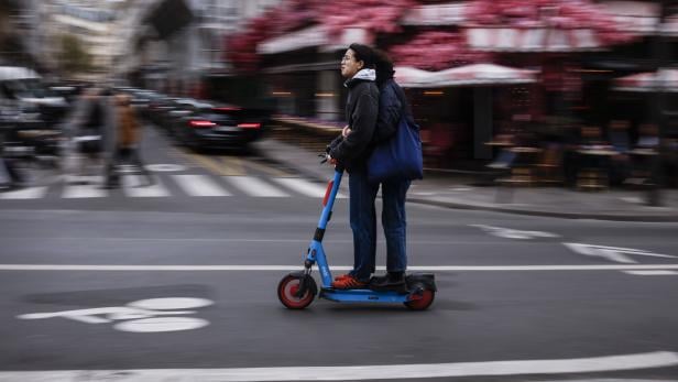 Nach Paris: Auch Madrid verbannt alle Leih-Scooter