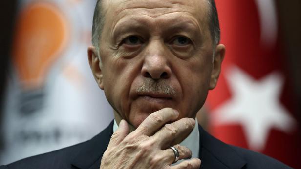Herzinfarkt? Sprecher weist Gerüchte über Erdogans Gesundheit zurück