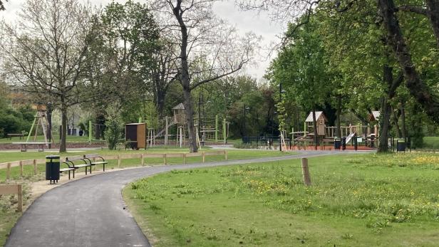 Stadtpark Atzgersdorf eröffnet mit Gedenken an eine Mörderin