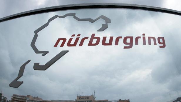 Bisher ist die insolvente Nürburgring GmbH nahezu komplett im Besitz des Landes Rheinland-Pfalz, sie hatte im Juli 2012 Insolvenz angemeldet.