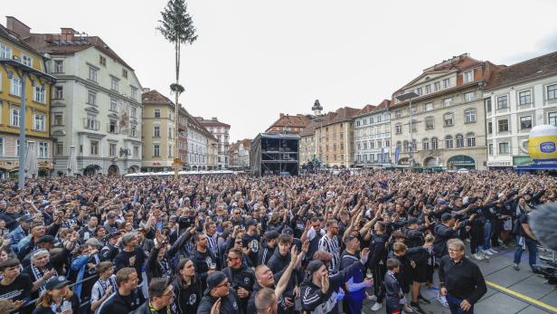 Und das Fest geht weiter: Cupsieger Sturm frenetisch in Graz empfangen